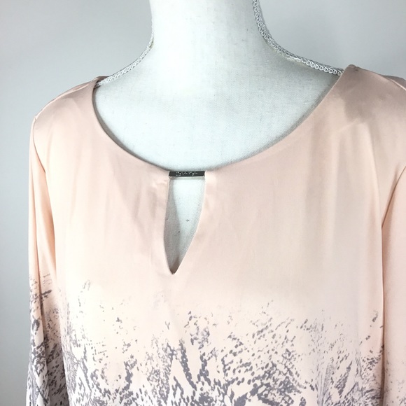 Calvin Klein animal print blouse NWT - Picture 3 of 7